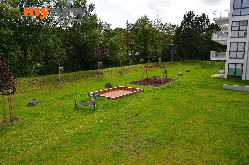 Vier-Zimmer-Wohnung-Finkenhofpark-C06 Garten